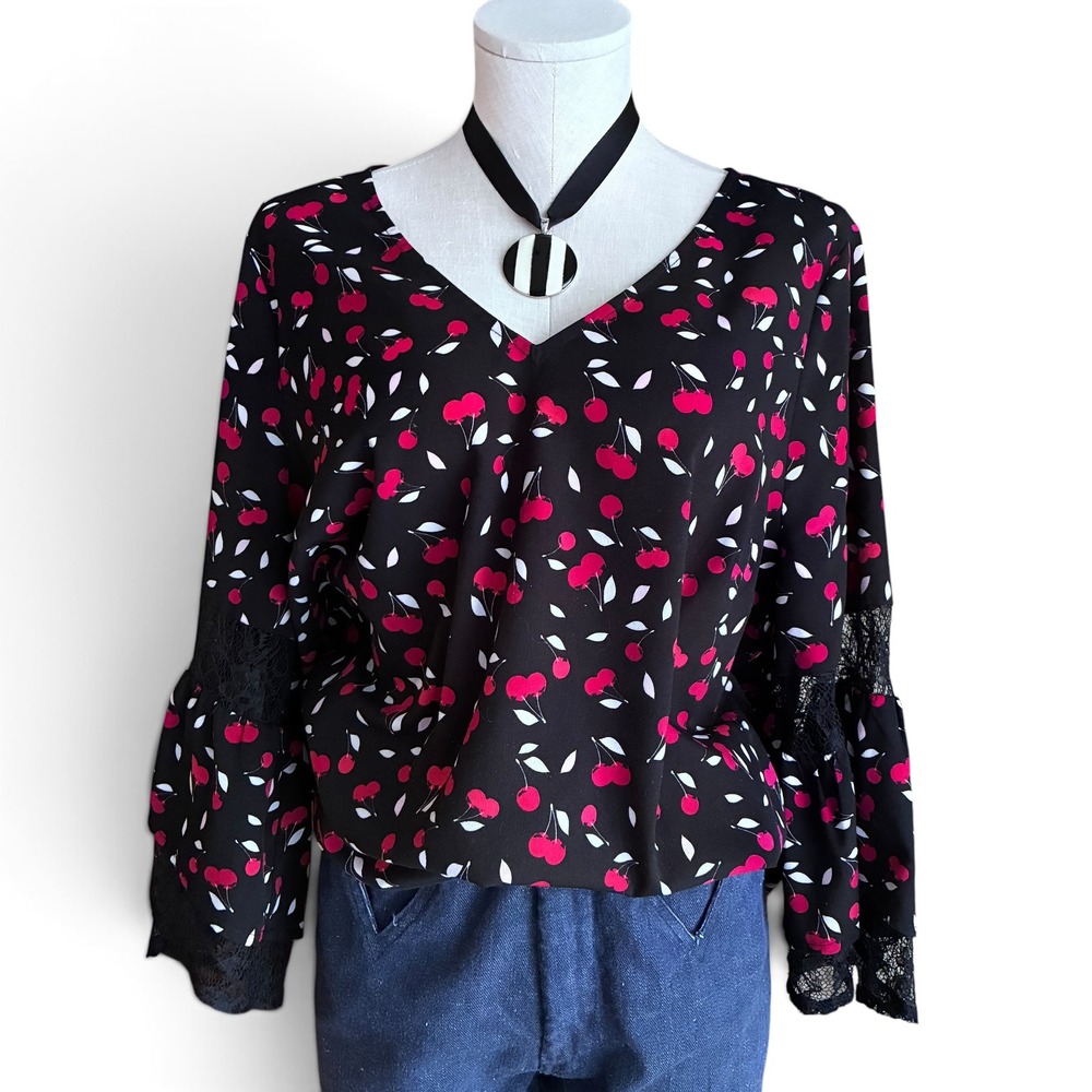 Lane Bryant Black Cherry Print V-Neck Bell Sleeve Top Plus Size 14/16